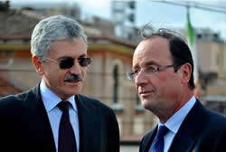 MDA_Hollande_piccola977_img.jpg  Hollande e D'Alema  Salvatore Contino